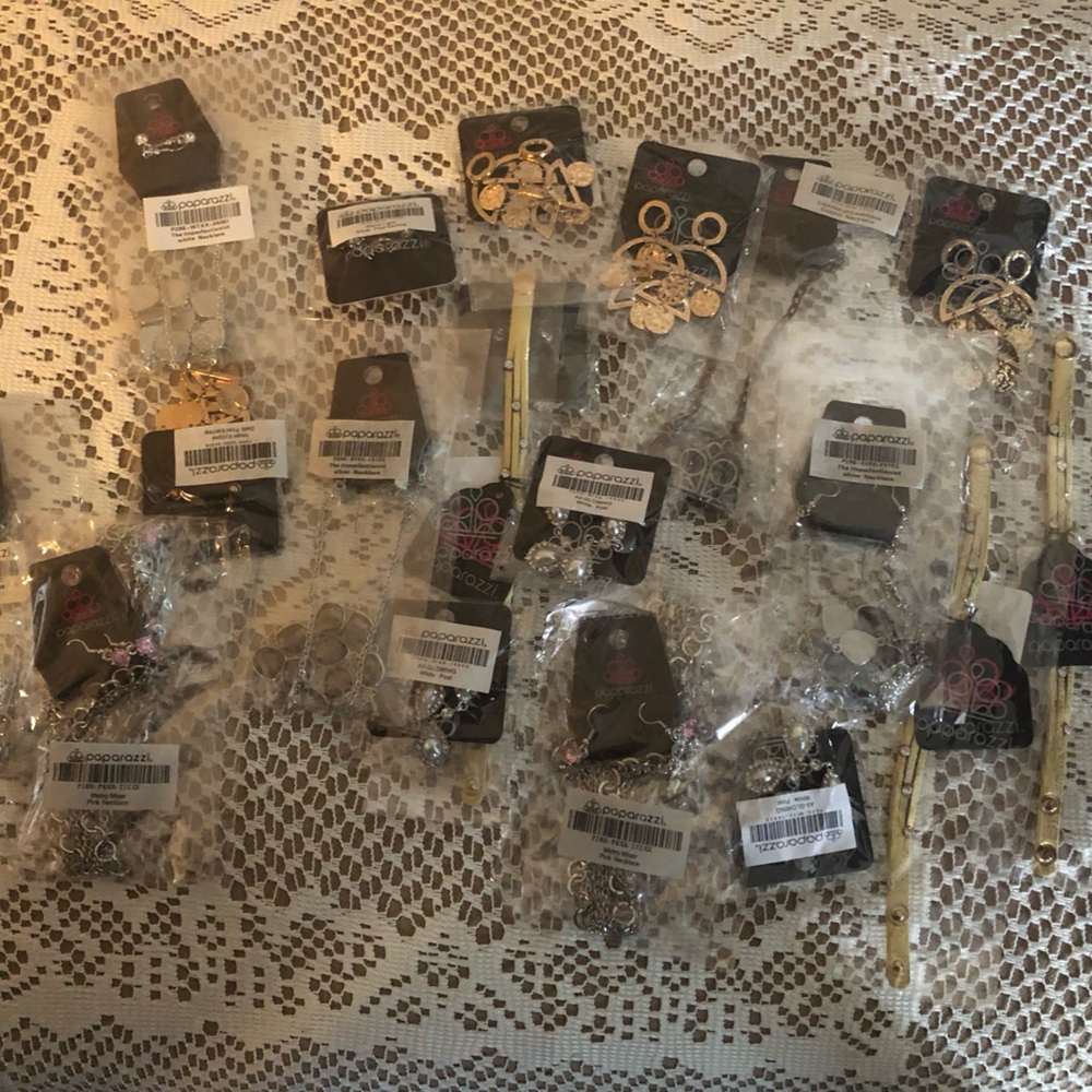 New Paparazzi Costume Jewelry